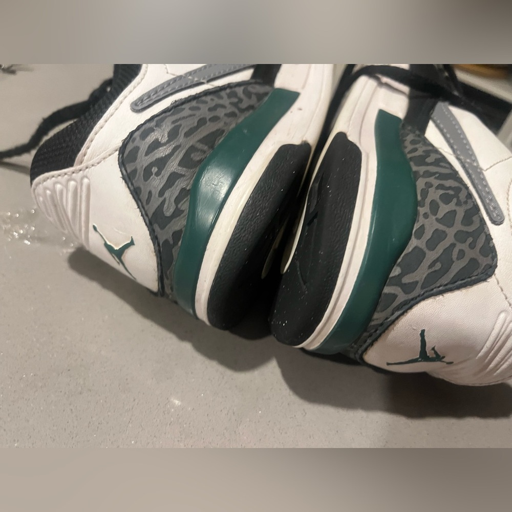 EUC Jordan Legacy 312 Low - Picture 7 of 10